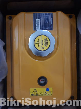 জেনারেটর